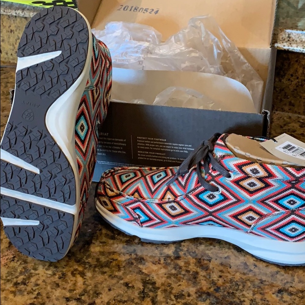 Arita Spitfire Aztec Print shoes. Brand New!